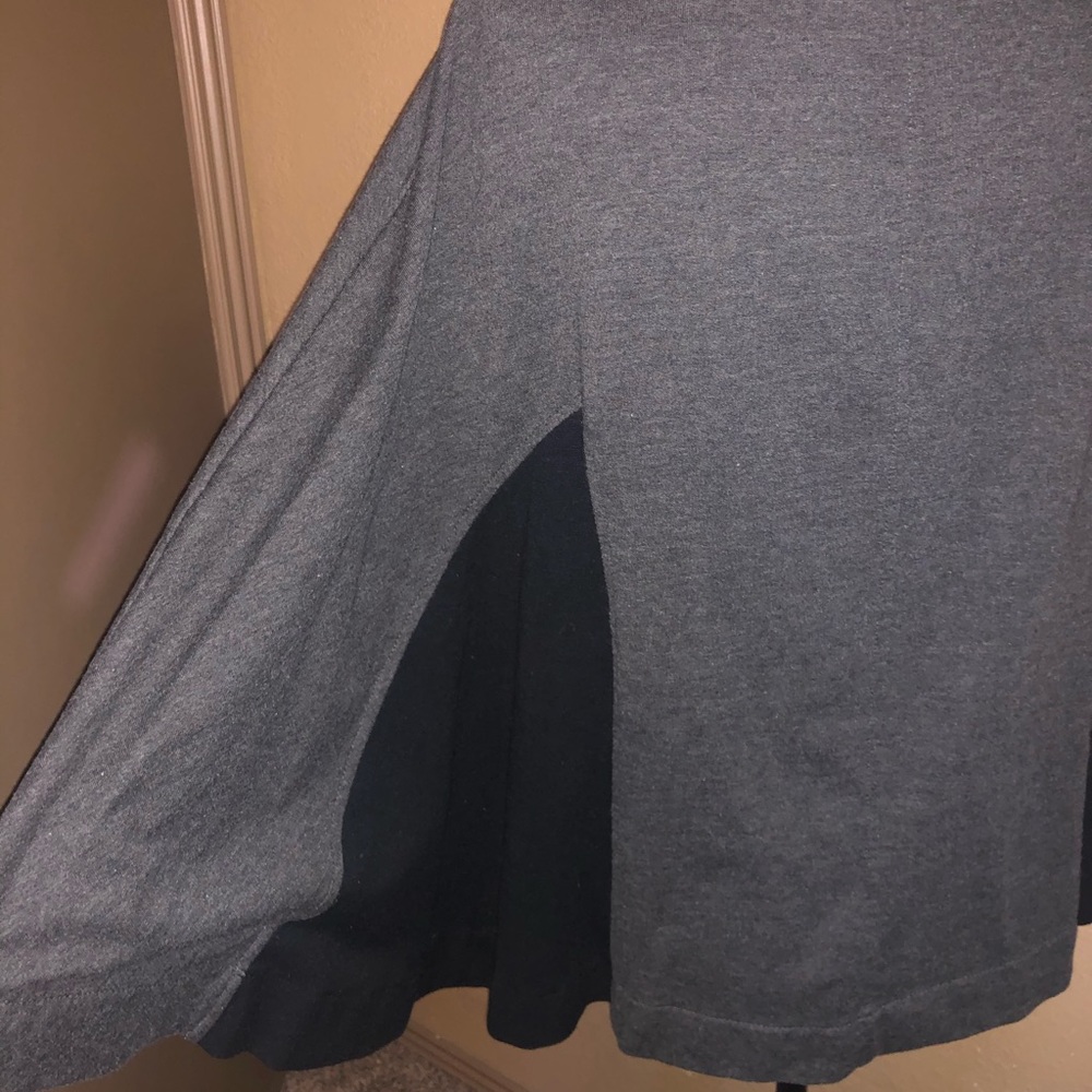 Sweater - Picture 5 of 6